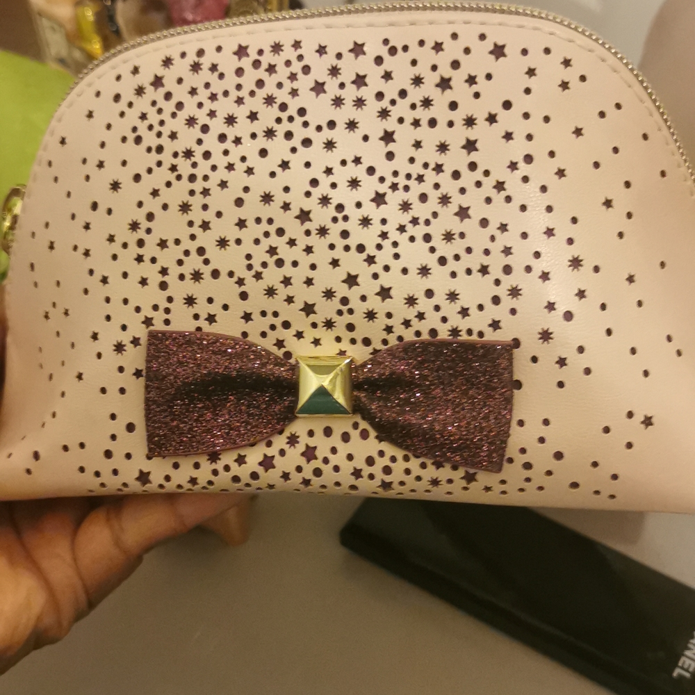 NWOT bath and body works makeup pouch